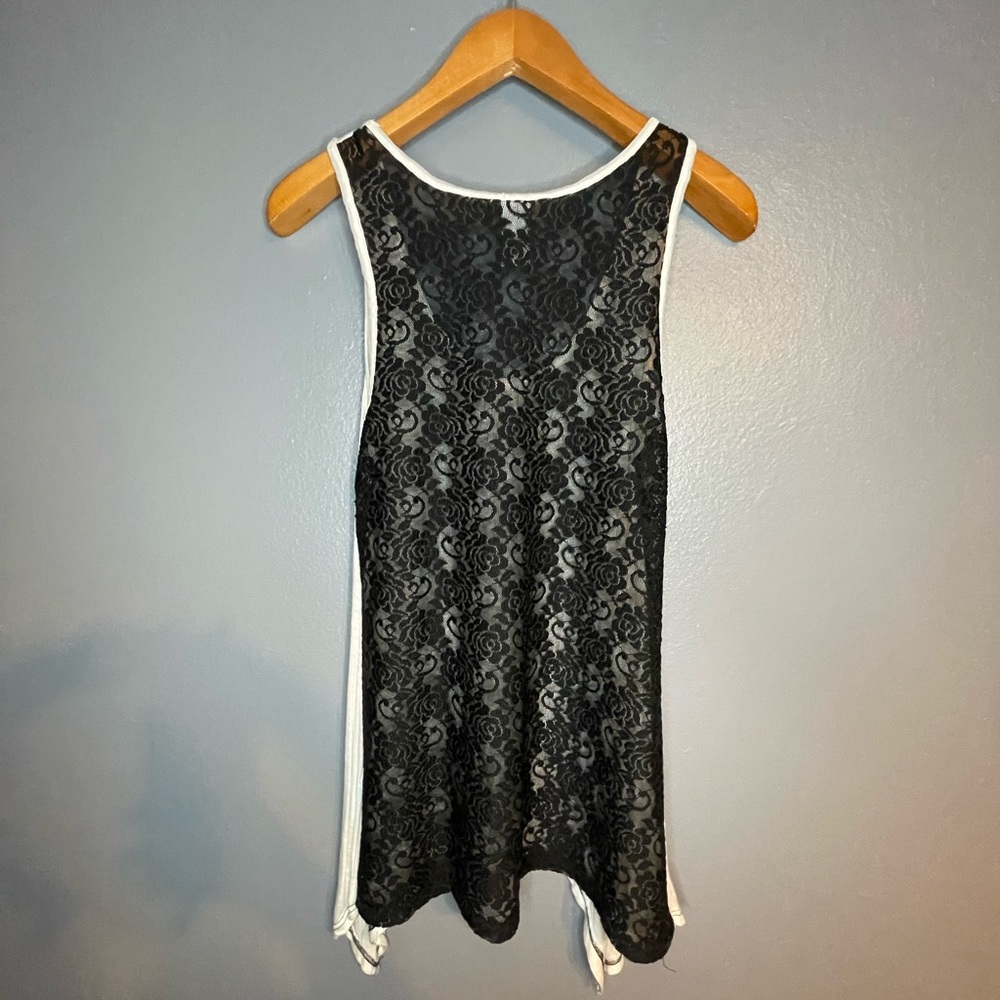 Delirious Tank Top - Picture 4 of 5